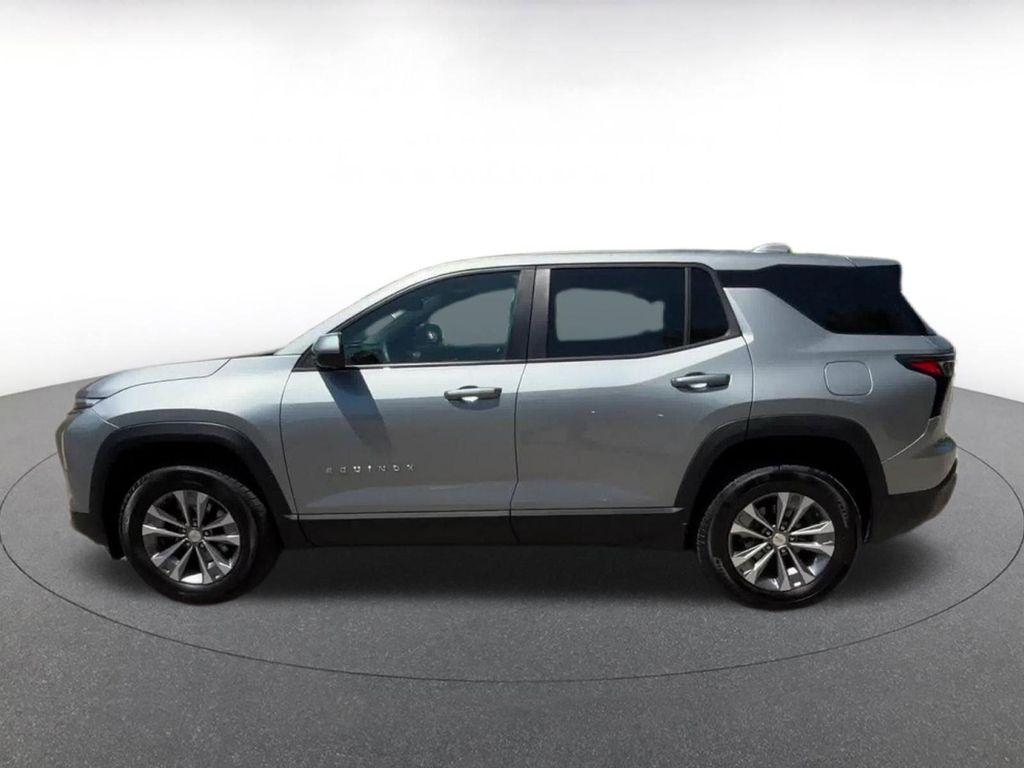used 2025 Chevrolet Equinox car, priced at $26,135