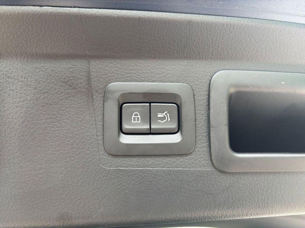 used 2025 Mazda CX-50 Hybrid car, priced at $32,264