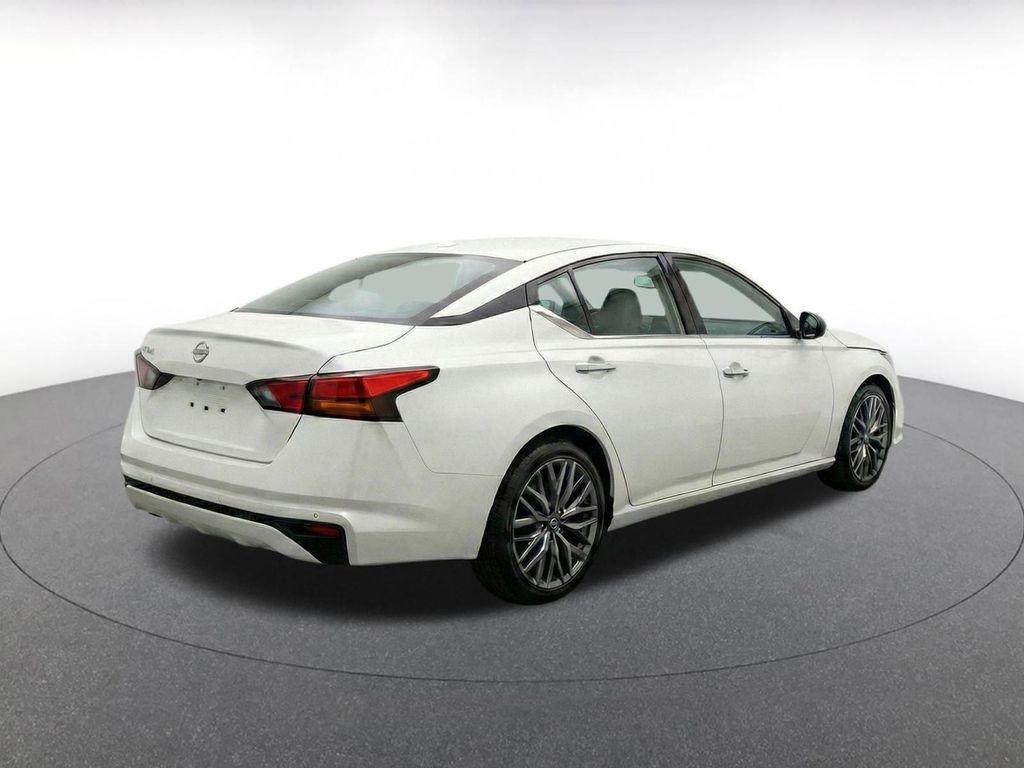 used 2025 Nissan Altima car, priced at $20,739