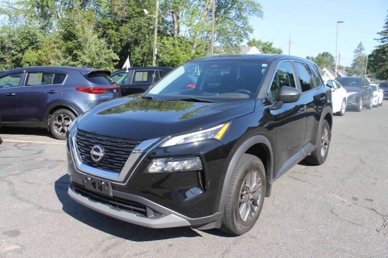 used 2023 Nissan Rogue car, priced at $22,497