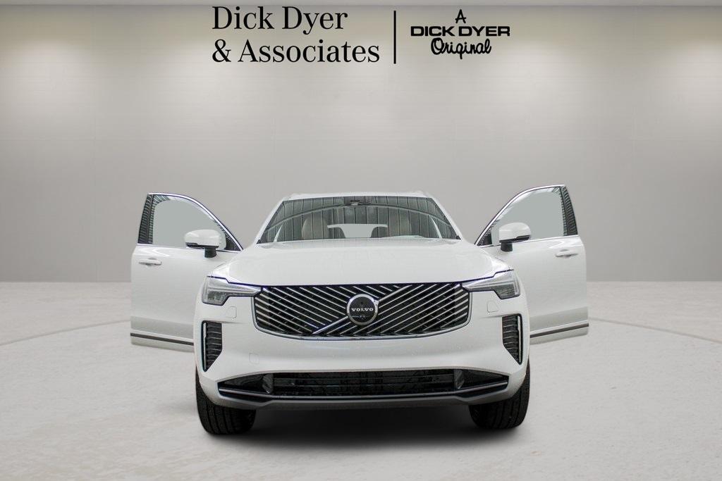 new 2026 Volvo XC90 car, priced at $71,625