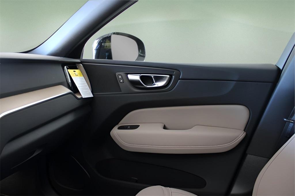 new 2026 Volvo XC60 car, priced at $55,635