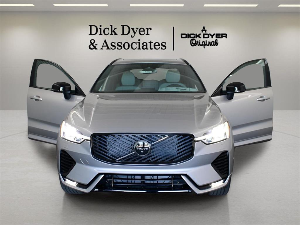 new 2026 Volvo XC60 car, priced at $57,985