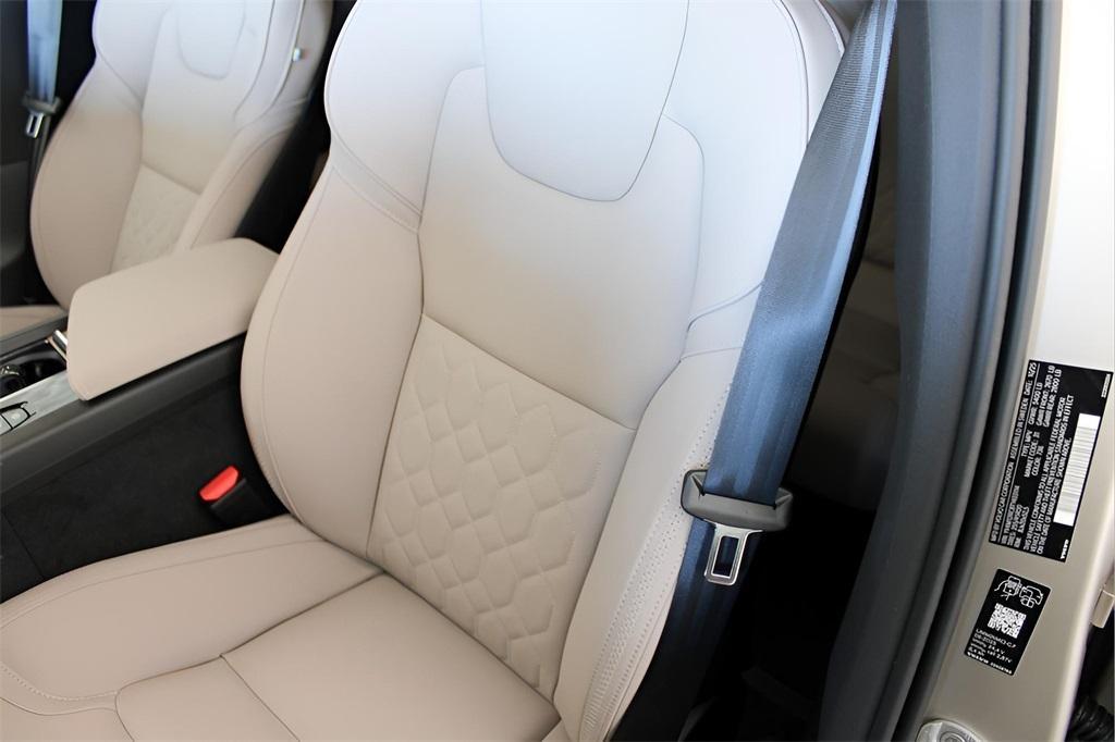 new 2026 Volvo XC60 car, priced at $57,985