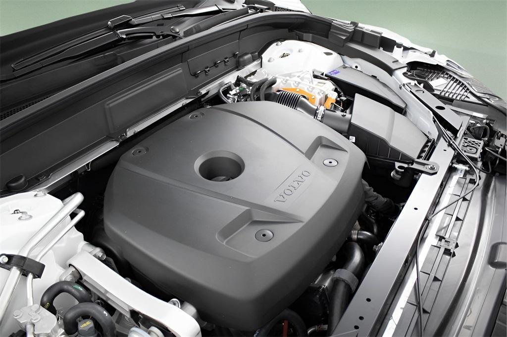 new 2025 Volvo XC60 Plug-In Hybrid car, priced at $66,235