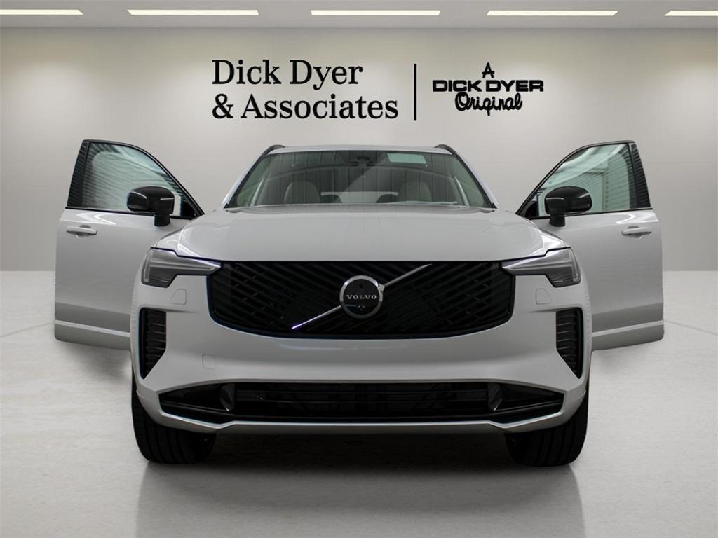 new 2026 Volvo XC90 car, priced at $78,750