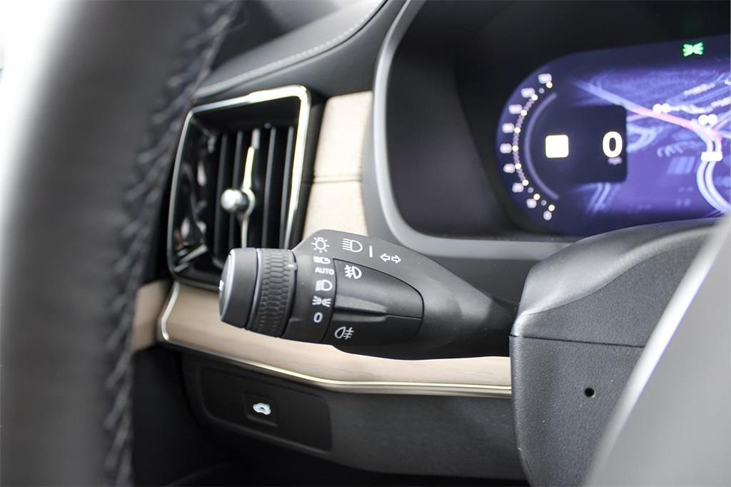 new 2026 Volvo XC90 car, priced at $71,825