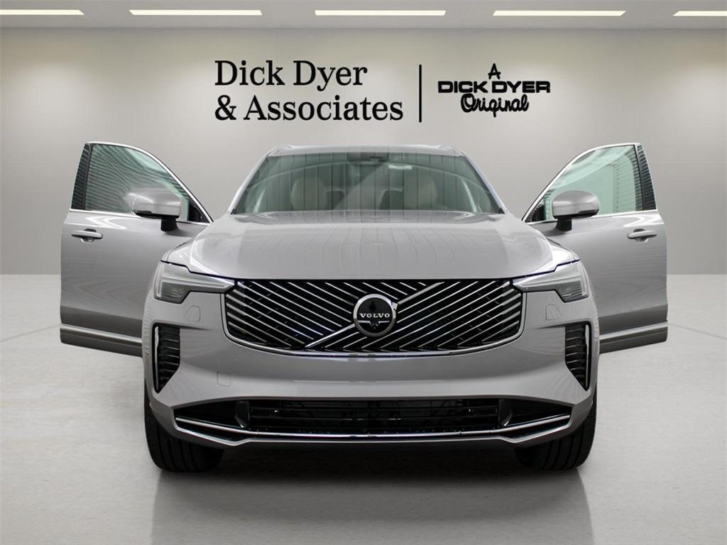 new 2026 Volvo XC90 car, priced at $71,825