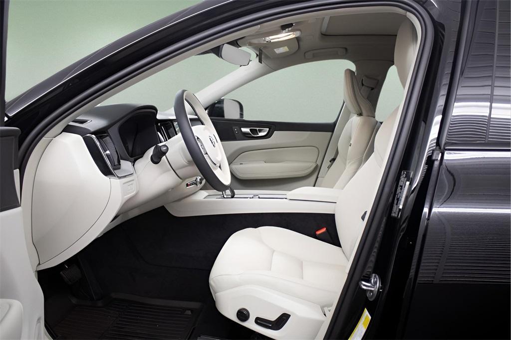 new 2025 Volvo XC60 Plug-In Hybrid car, priced at $66,235