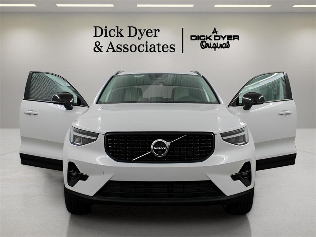 new 2026 Volvo XC40 car, priced at $47,845