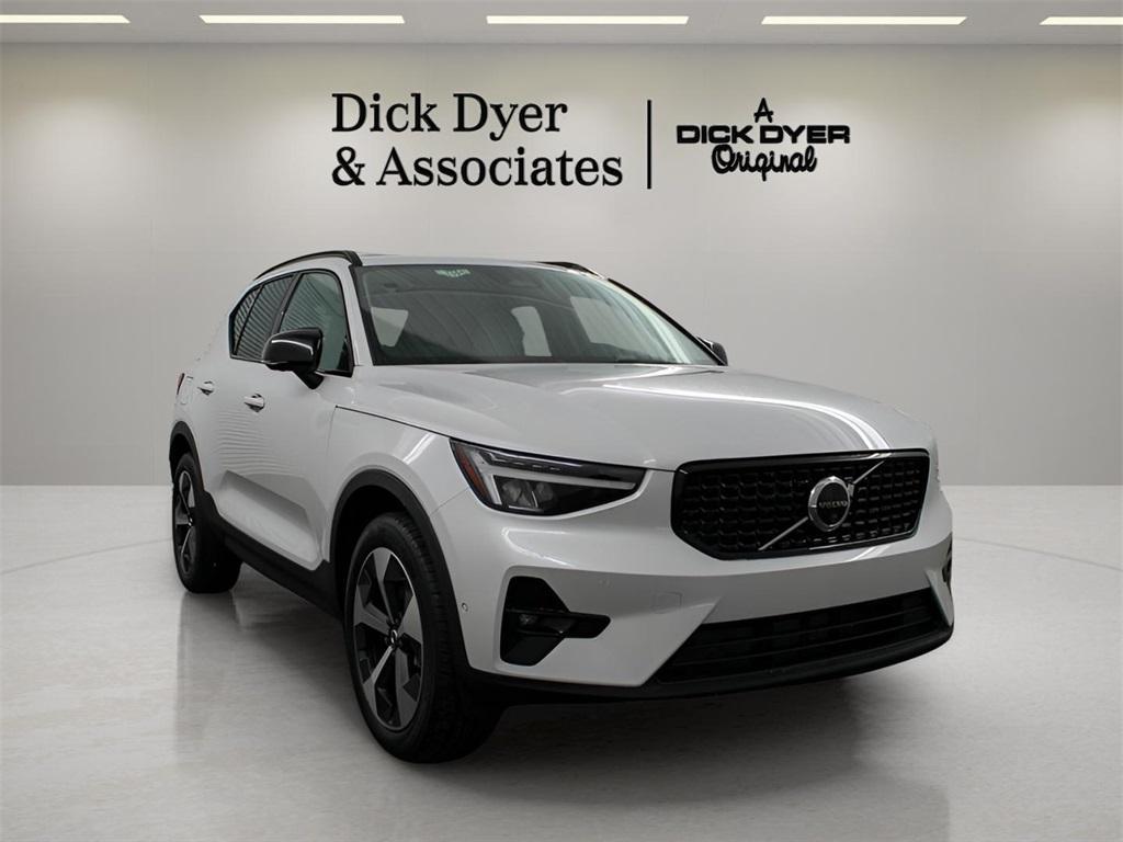 new 2026 Volvo XC40 car, priced at $47,845