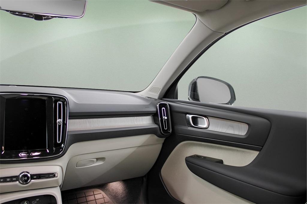 new 2026 Volvo XC40 car, priced at $47,845