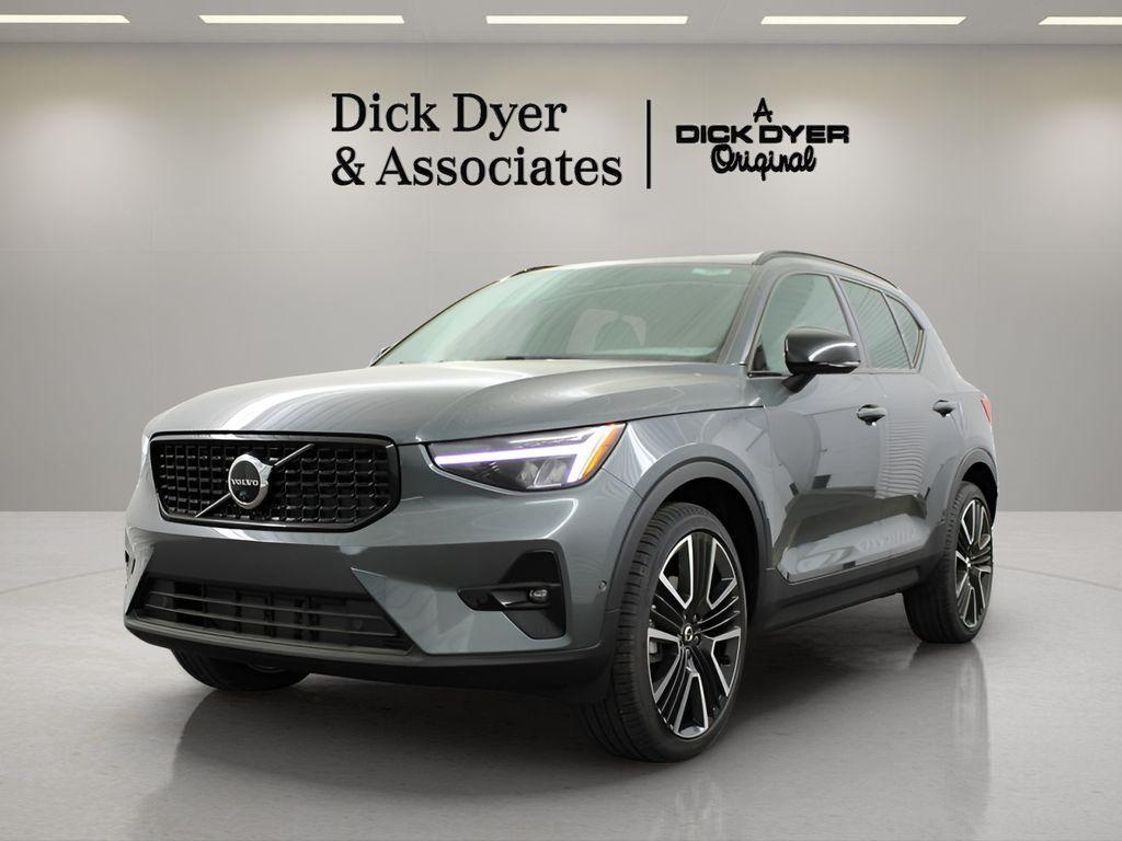 new 2026 Volvo XC40 car, priced at $56,100