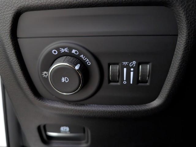 used 2022 Jeep Grand Cherokee car, priced at $25,998