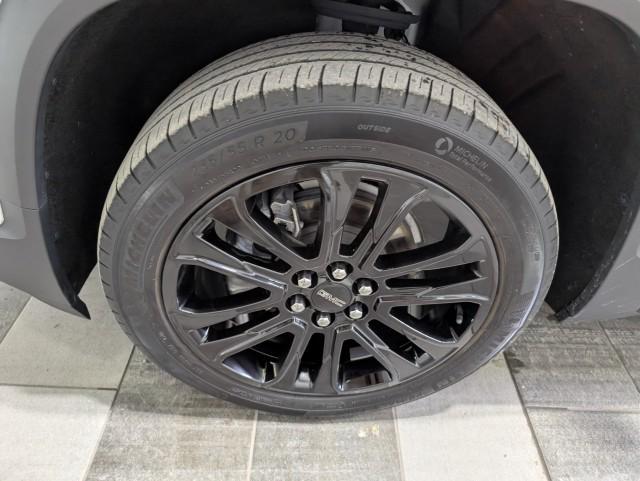 used 2023 GMC Acadia car, priced at $29,498