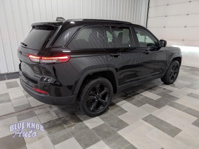 used 2023 Jeep Grand Cherokee car, priced at $32,998