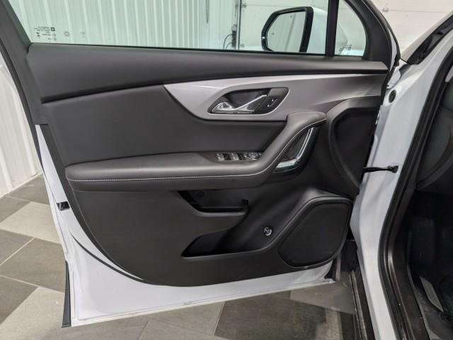 used 2024 Chevrolet Blazer car, priced at $26,998