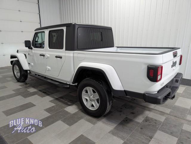 used 2022 Jeep Gladiator car, priced at $31,998