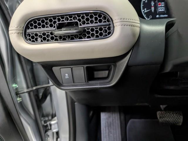used 2026 Honda HR-V car, priced at $27,998