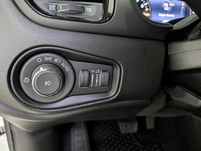 used 2022 Jeep Renegade car, priced at $20,998