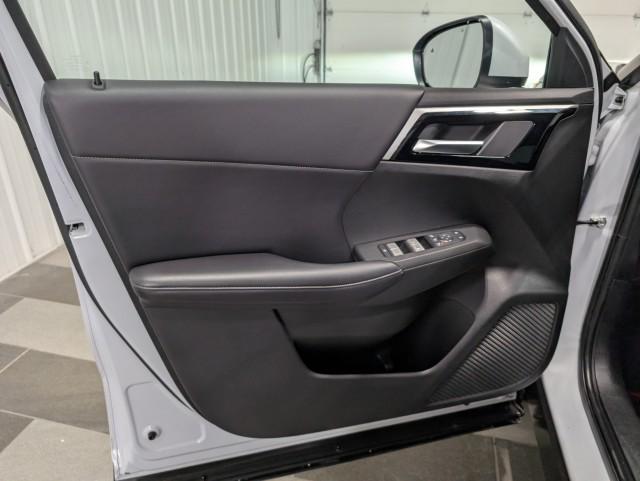 used 2023 Mitsubishi Outlander PHEV car, priced at $26,498