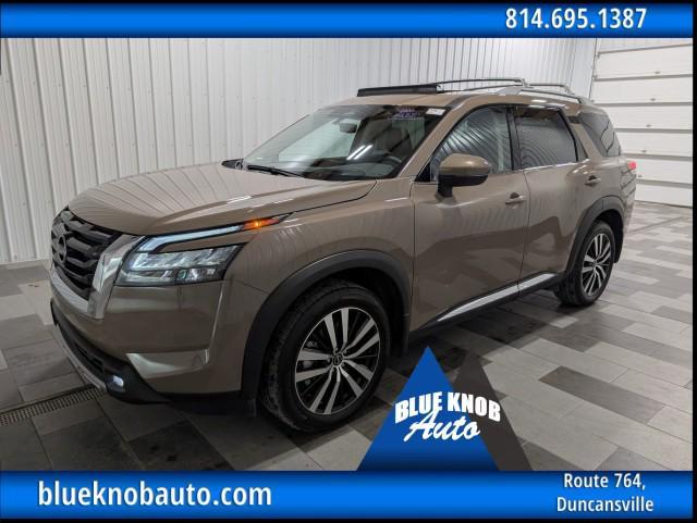 used 2025 Nissan Pathfinder car, priced at $42,998