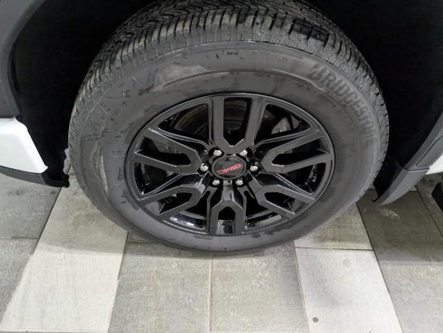 used 2024 GMC Sierra 1500 car, priced at $41,998