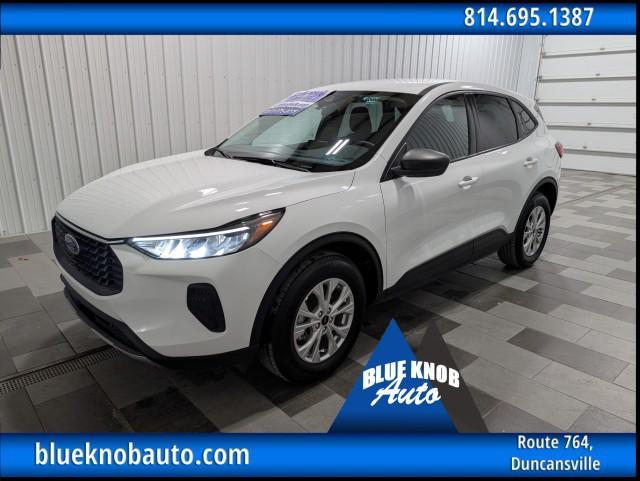 used 2025 Ford Escape car, priced at $23,998