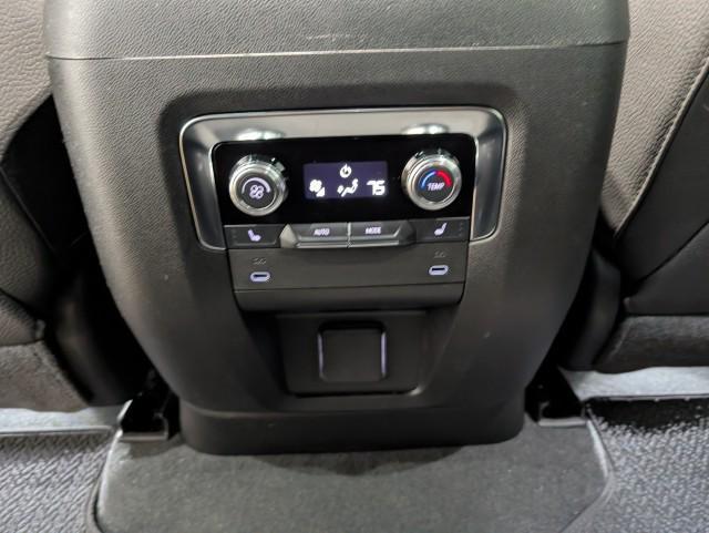 used 2025 GMC Yukon car, priced at $70,998