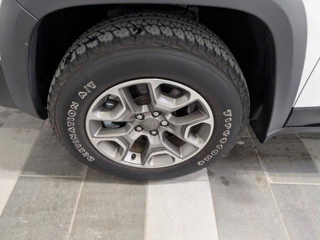 used 2022 Jeep Cherokee car, priced at $26,498