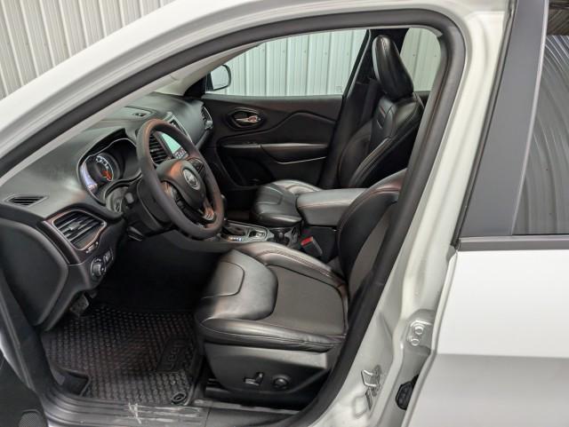used 2022 Jeep Cherokee car, priced at $26,498