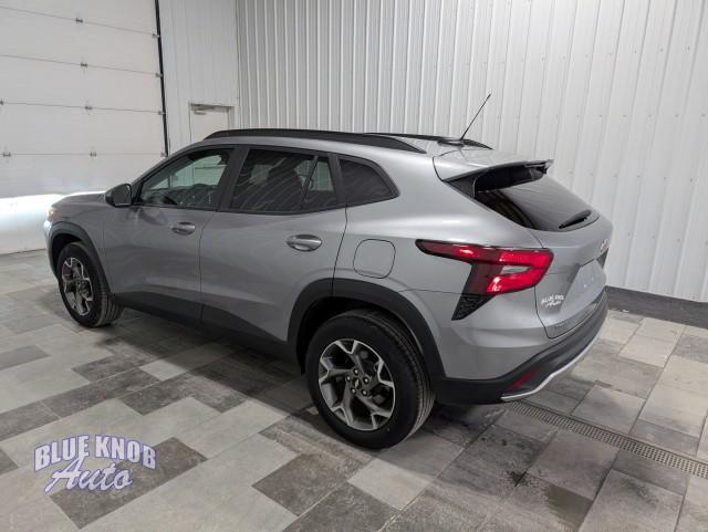 used 2025 Chevrolet Trax car, priced at $20,998