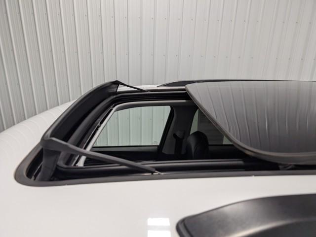 used 2023 Jeep Grand Cherokee car, priced at $31,998