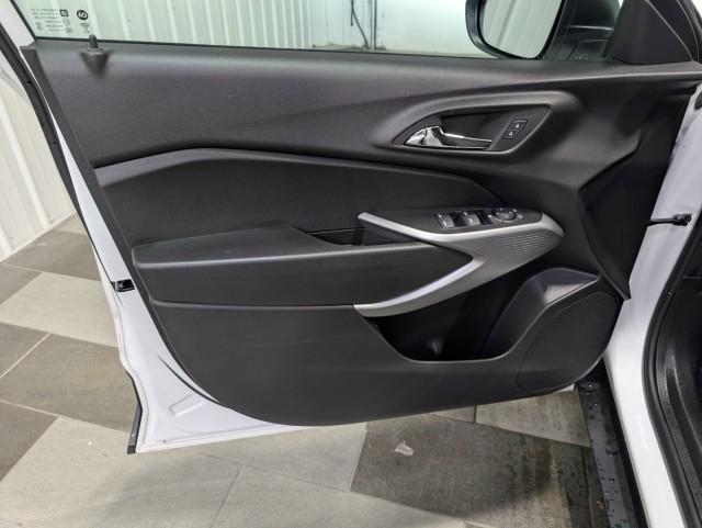 used 2024 Chevrolet Trax car, priced at $18,998