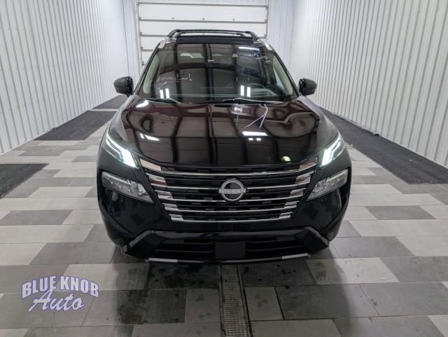 used 2024 Nissan Rogue car, priced at $32,998