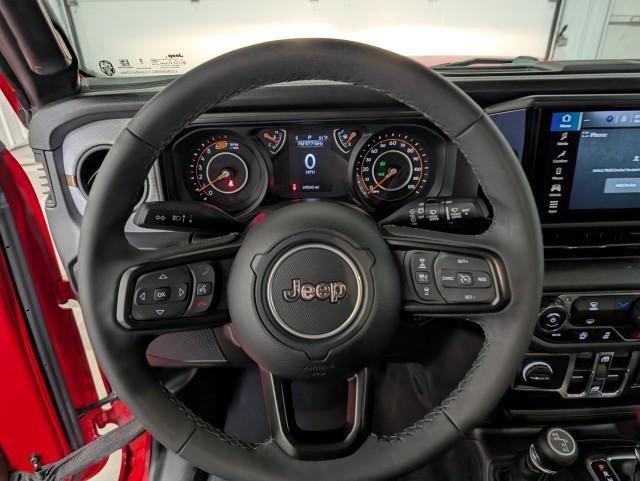 used 2025 Jeep Wrangler car, priced at $32,498