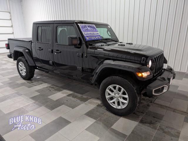 used 2023 Jeep Gladiator car, priced at $32,998