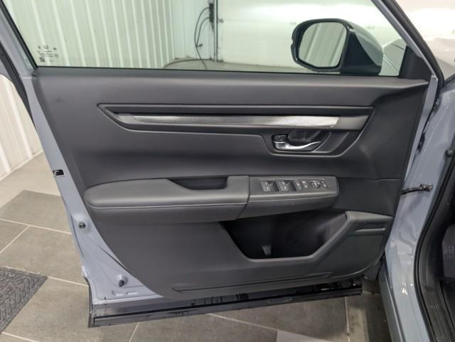 used 2025 Honda CR-V car, priced at $30,998