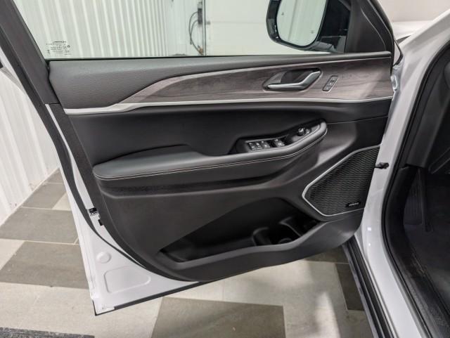 used 2023 Jeep Grand Cherokee 4xe car, priced at $29,498