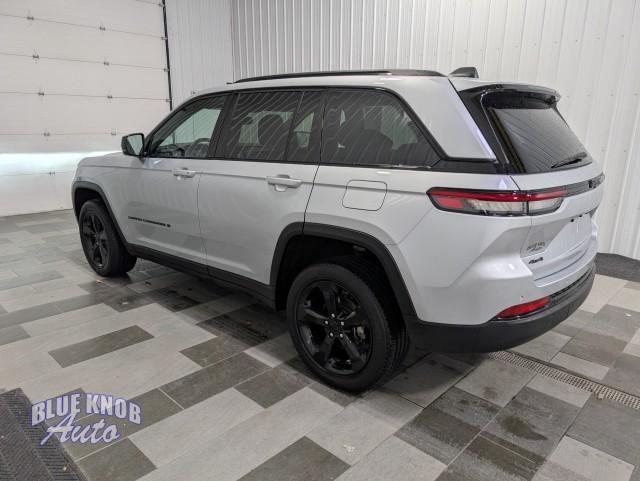 used 2022 Jeep Grand Cherokee car, priced at $31,498