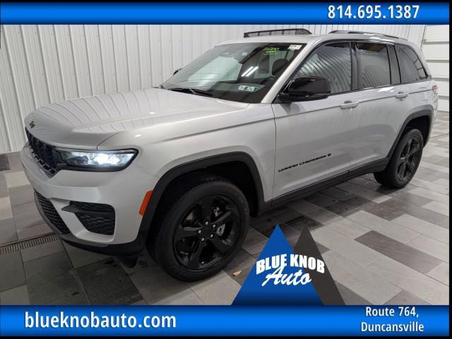 used 2022 Jeep Grand Cherokee car, priced at $31,498