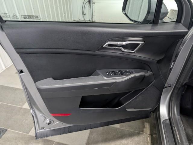 used 2026 Kia Sportage Hybrid car, priced at $27,998