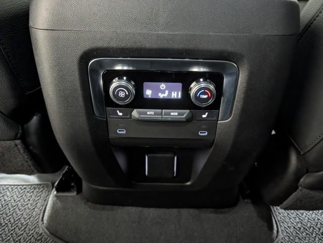 used 2025 GMC Yukon car, priced at $68,998