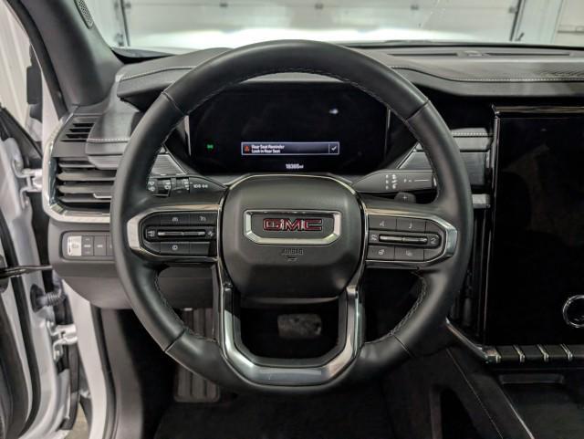 used 2025 GMC Acadia car, priced at $35,998