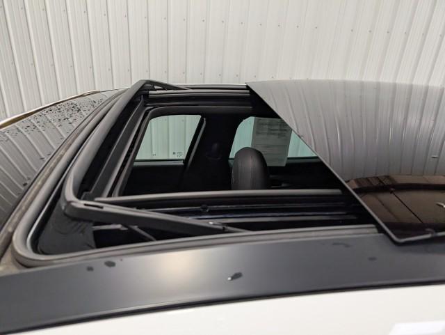 used 2024 Alfa Romeo Tonale car, priced at $25,998