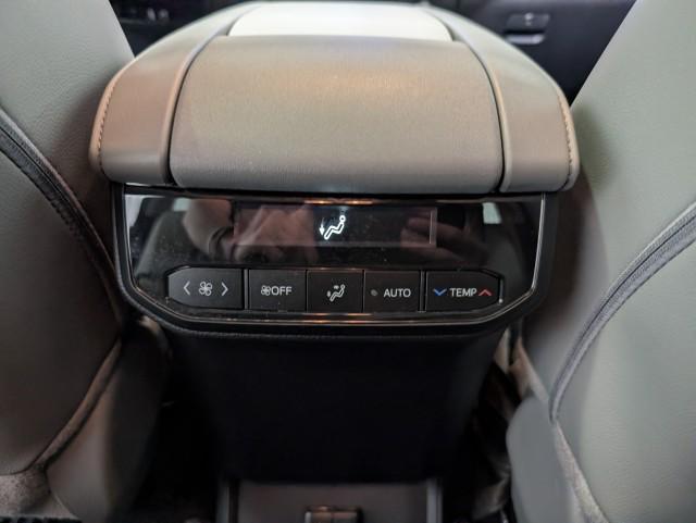 used 2025 Toyota Highlander car, priced at $44,498