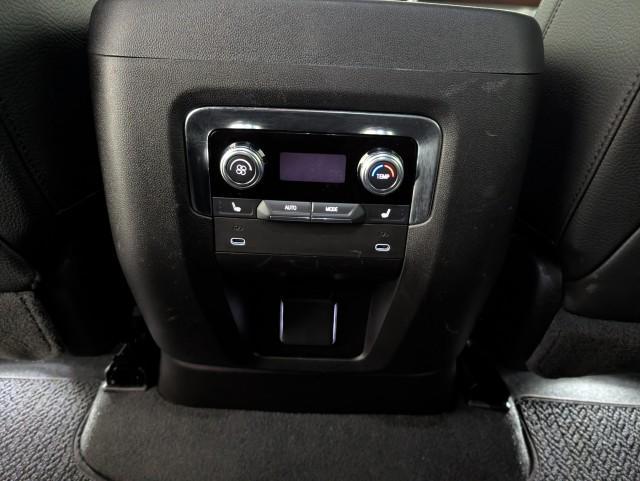 used 2025 GMC Yukon car, priced at $64,998