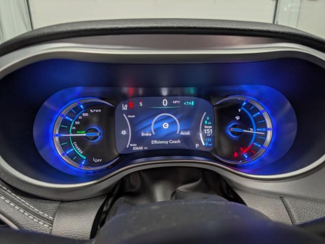 used 2023 Chrysler Pacifica Hybrid car, priced at $30,998