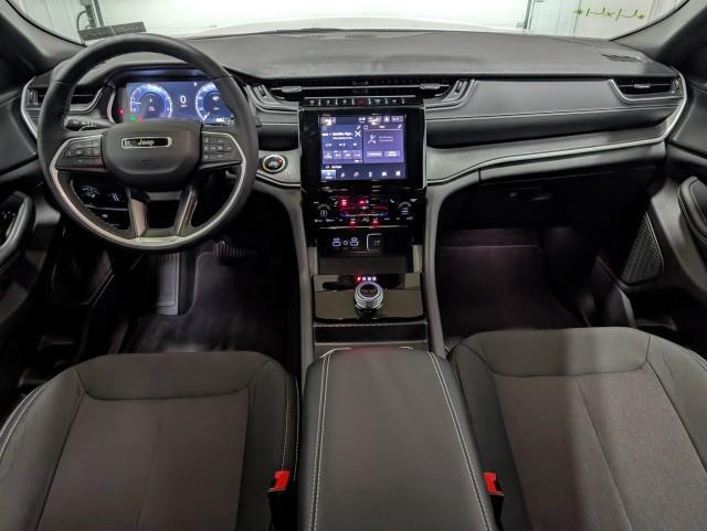 used 2024 Jeep Grand Cherokee car, priced at $29,998