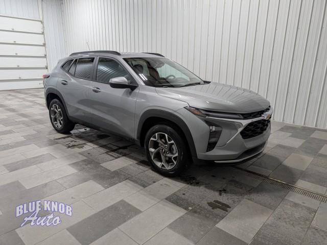 used 2025 Chevrolet Trax car, priced at $20,498